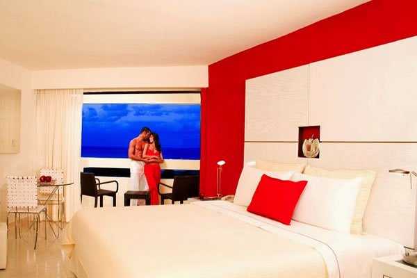 Deluxe Oceanview Room at Temptation Resort Spa
