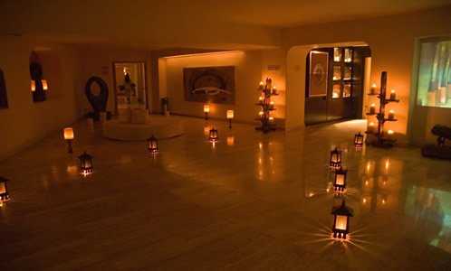 YHI Spa Lobby