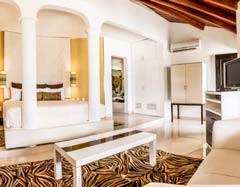 Jacuzzi Suite - Desire Resort and Spa - Cancun