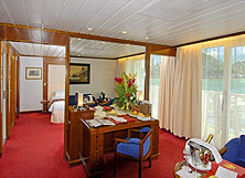 Owners Suite 701